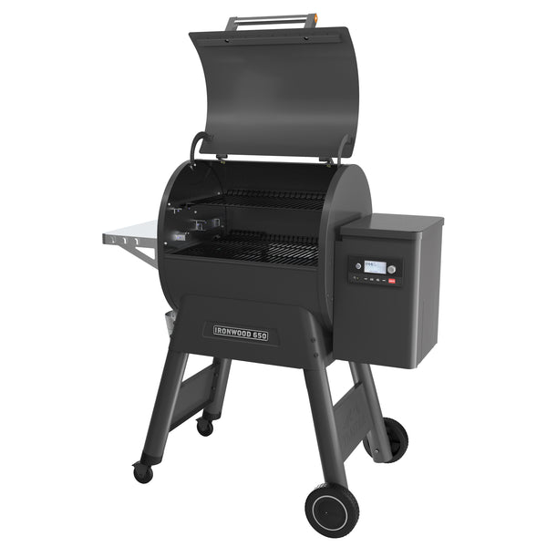 Ironwood 650 Pellet Grill